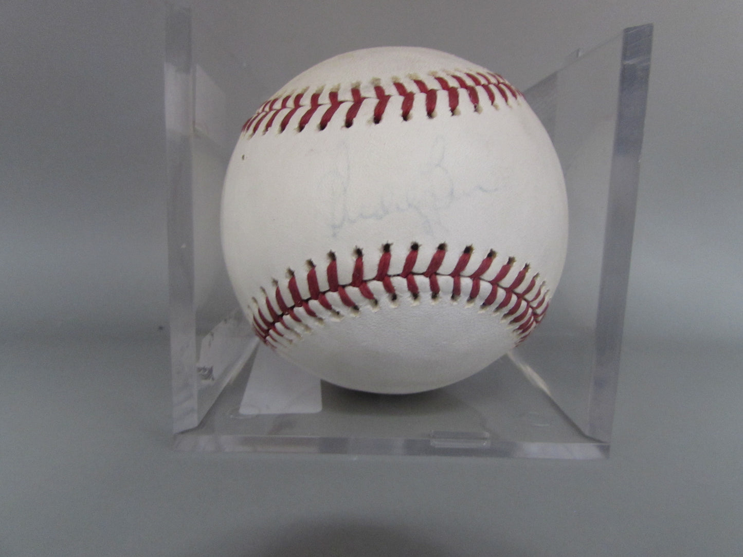 Buddy Bell signed baseball